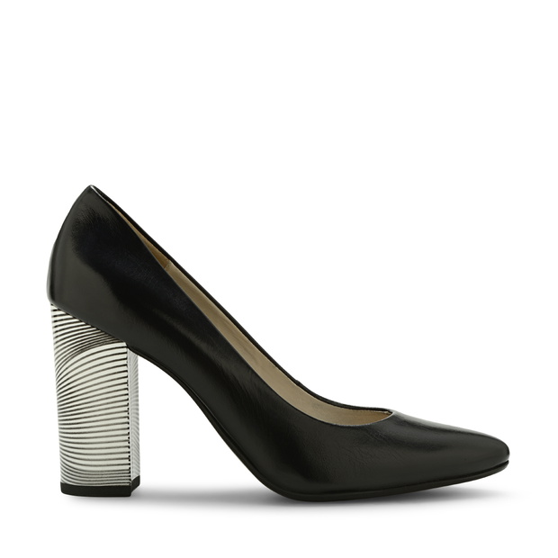 buty na jesień Ryłko, skóra licowa, 299,99