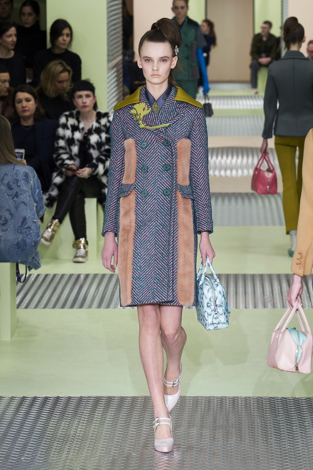 Prada F15 018