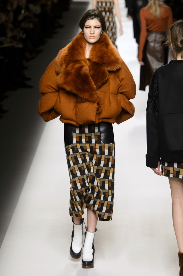 Fendi F15 063