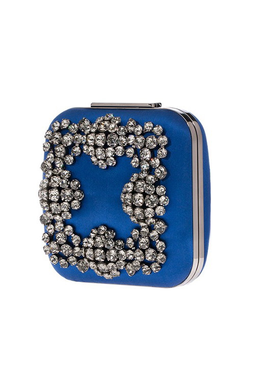 HANGI_BLUE--manolo-blahnik-vogue-24july15-pr_b_592x888