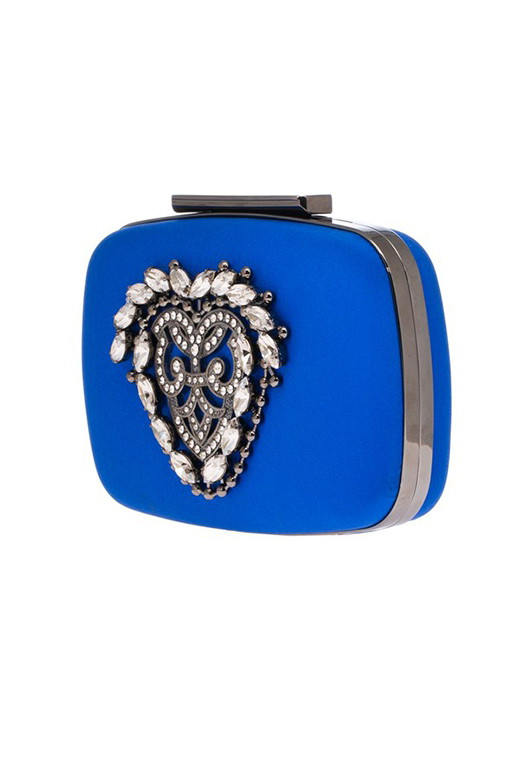 KANA_BLUE-manolo-blahnik-vogue-24july15-pr_b_592x888