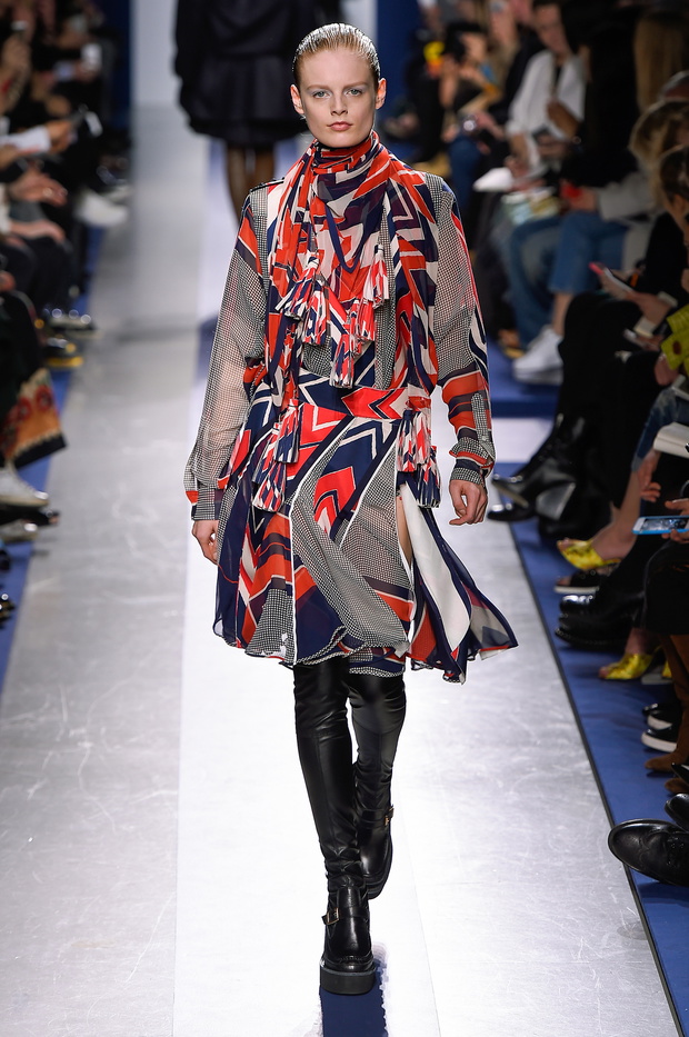 Sacai F15 017