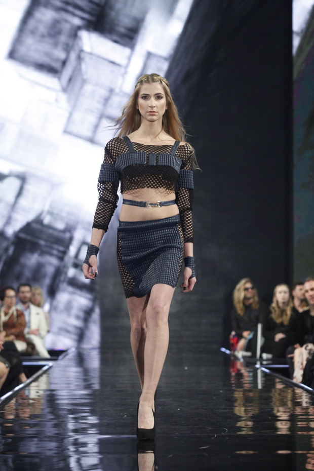 1490589-project-runway-edy