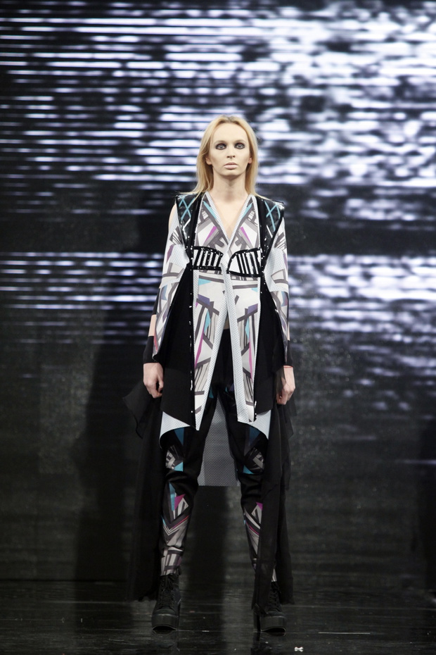 1490659-project-runway-edy