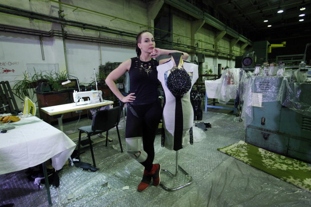 1465943-project-runway-edy