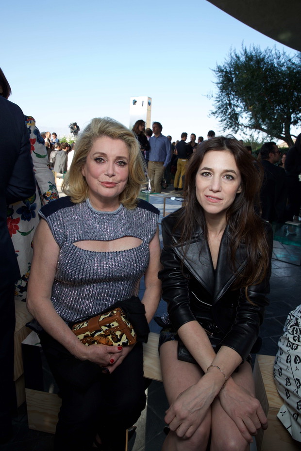 Catherine DENEUVE. Charlotte GAINSBOURG