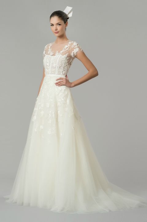 carolinaherrera3-best-new-wedding-dresses-bridal-market-fall-2015-0115-courtesy-h724