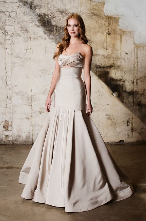 taralatour16-best-new-wedding-dresses-bridal-market-fall-2015-0115-courtesy-h724