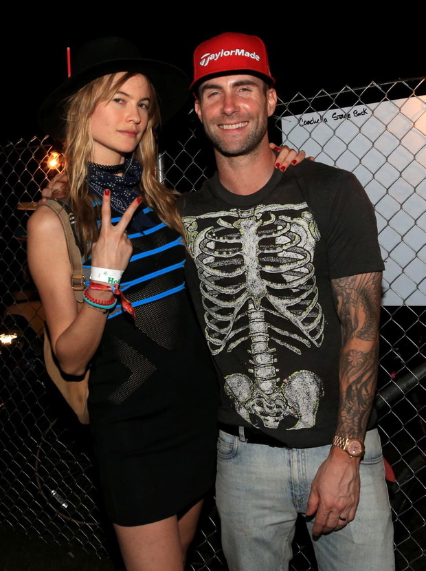 behati-prinsloo-adam-levine