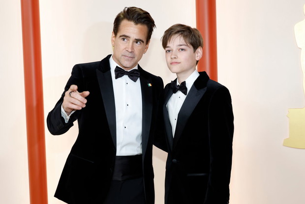 Oscary 2023: Colin Farrell z synem