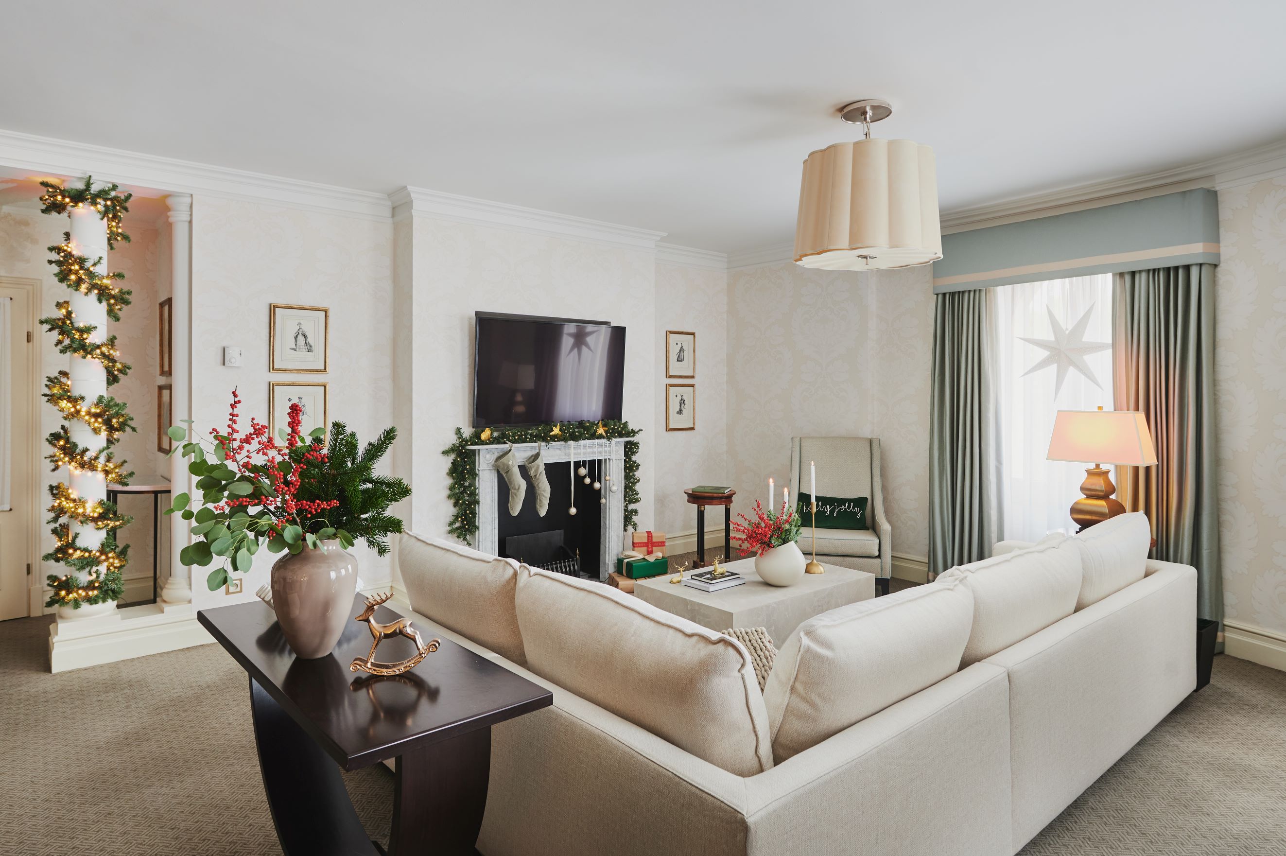 Warszawski Hotel ma pierwszy w Polsce świąteczny apartament! Bożonarodzeniowy nastrój w cenie noclegu