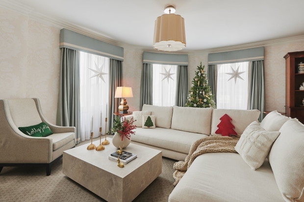 Świąteczny apartament w warszawskim Hotelu Bristol.