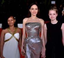 Angelina Jolie z córkami: Zaharą i Shiloh