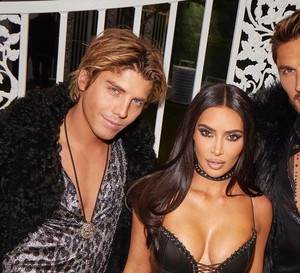 Chris Appleton i Lukas Gage oficjalnie małżeństwem. Ślubu udzieliła im Kim Kardashian!