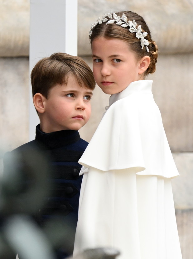 Dzieci Kate i Williama na koronacji Karola III