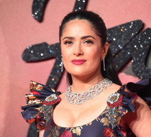Salma Hayek została zmuszona do ślubu? „Nie wiedziałam, że wychodzę za mąż tego dnia” – wspomina po latach