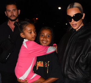 Kim Kardashian z dziećmi