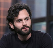 Penn Badgley opowiedział o narodzinach syna i rodzicielstwie w czasie pandemii. Jak gwiazdor „Ty” czuje się w roli ojca?
