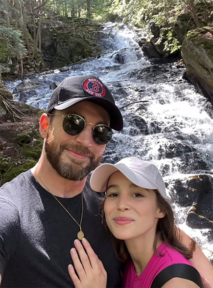 Chris Evans i Alba Baptista