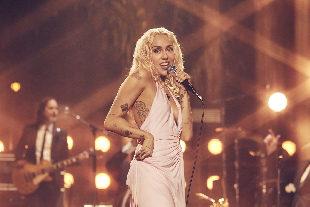 Miley Cyrus: związki