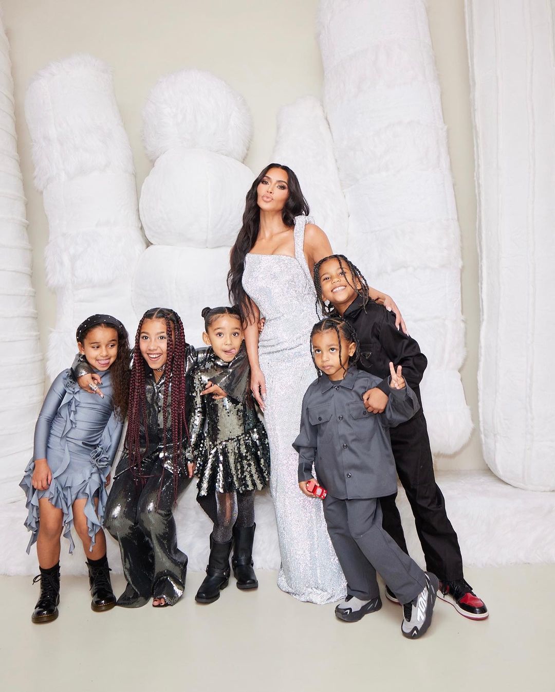 Kim Kardashian z dziećmi i Dream Kardashian