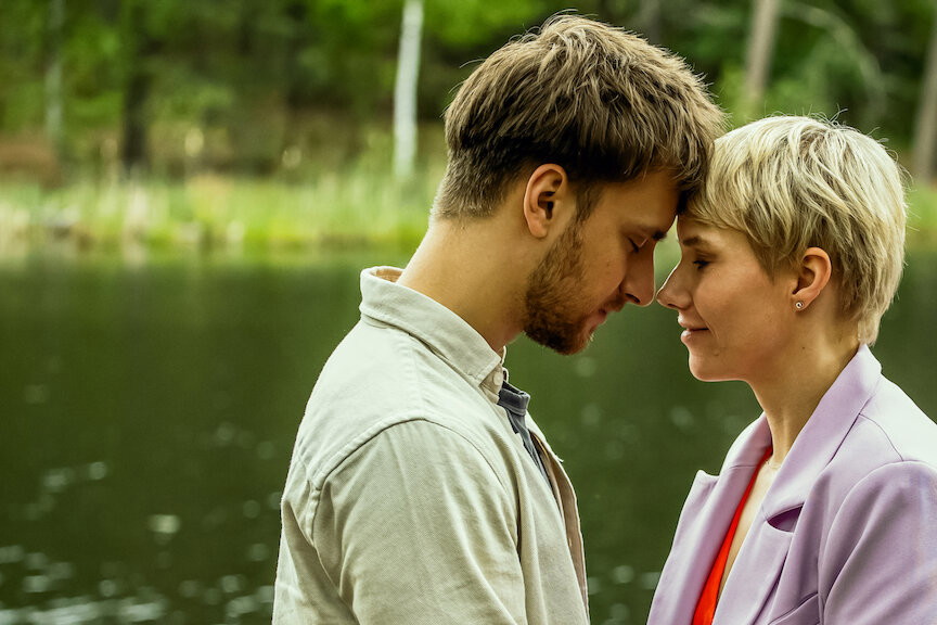 „Dzisiaj śpisz ze mną”: Maciej Musiał i Roma Gąsiorowska w gorącym romansie Netfliksa