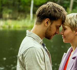 „Dzisiaj śpisz ze mną”: Maciej Musiał i Roma Gąsiorowska w gorącym romansie Netfliksa