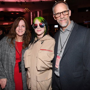 Billie Eilish o dzieleniu łóżka z rodzicami