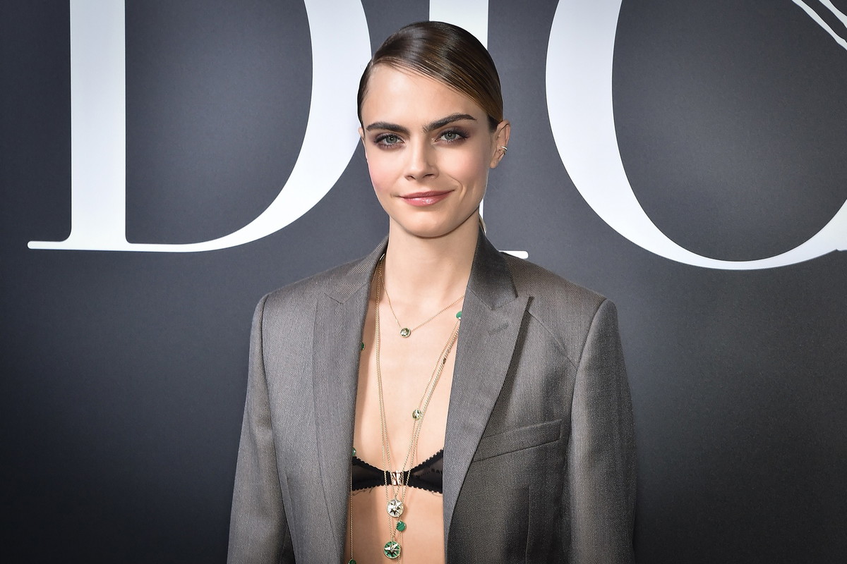 Cara Delevingne przyleciała do Warszawy. Co modelka robi w Polsce?