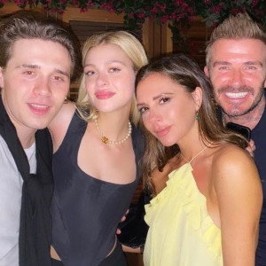Brooklyn Beckham i Nicola Peltz kopiują styl Victorii i Davida sprzed lat?! Te zdjęcia mówią wszystko!