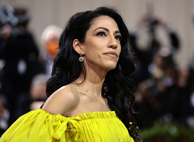 Huma Abedin, nowa dziewczyna Bradleya Coopera.