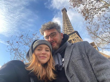 Jakobe Mansztajn, czyli twórca Make Life Harder zostanie ojcem! Karolina Bacia pokazała zdjęcie z ciążowym brzuszkiem