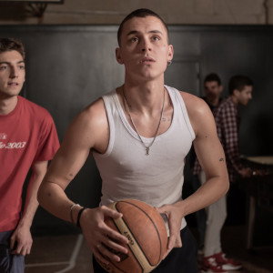 Seriale hiszpańskie na Netflix to nie tylko „Dom z papieru” i „Szkoła dla elity”. Co jeszcze warto obejrzeć?