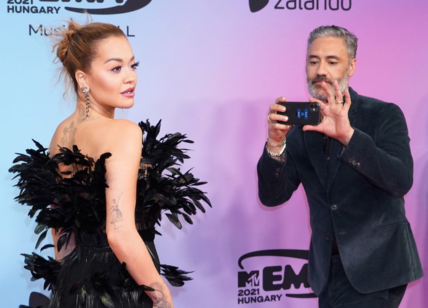 Rita Ora i Taika Waitit