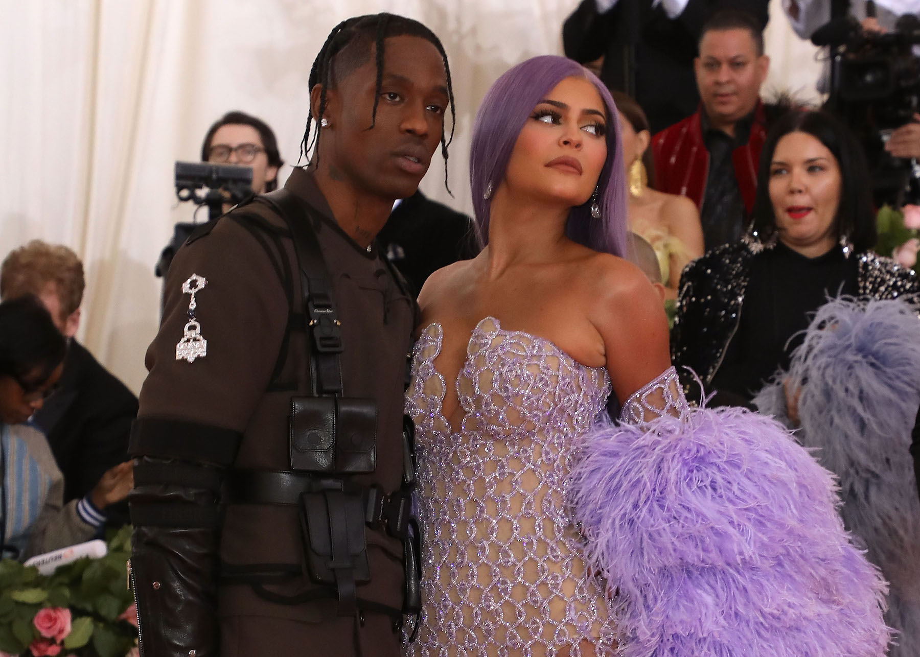 Kylie Jenner ujawniła imię dziecka i kompletnie wszystkich zaskoczyła! Pojawiły się nowe teorie spiskowe