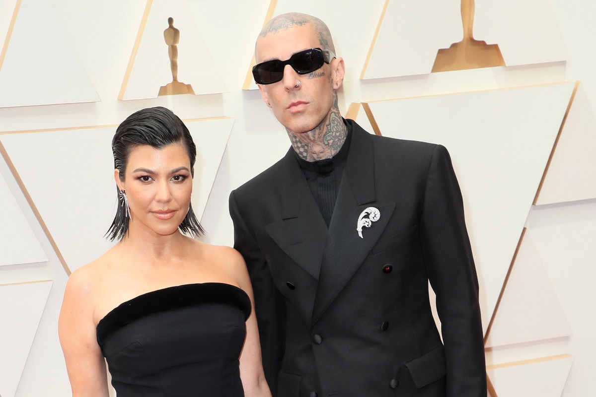 Kourtney Kardashian i Travis Barker chcą mieć razem dziecko. Czy oscarowa sukienka potwierdziła, że to coś więcej niż plany na przyszłość?