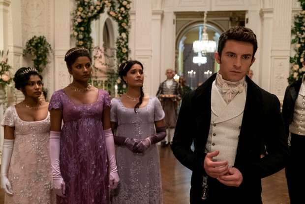 Jonathan Bailey w serialu „Bridgertonowie”:
