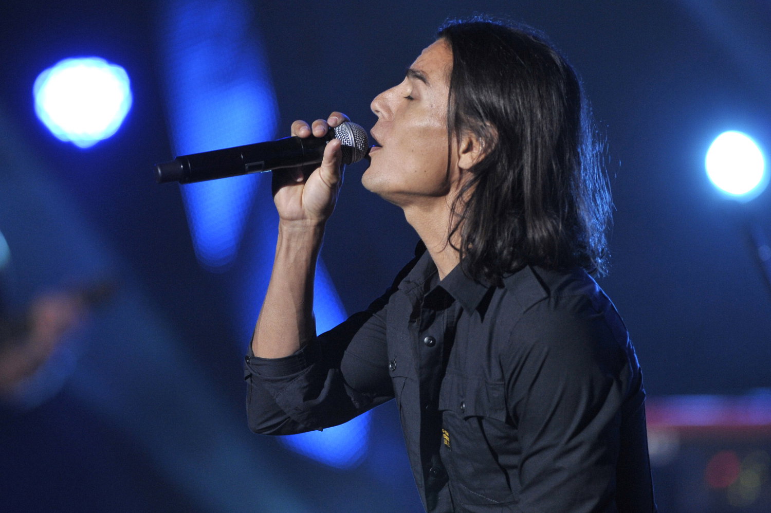 Julio Iglesias Jr to najstarszy z 8. dzieci legendarnego muzyka. Przystojniejszy od swojego młodszego brata Enrique?