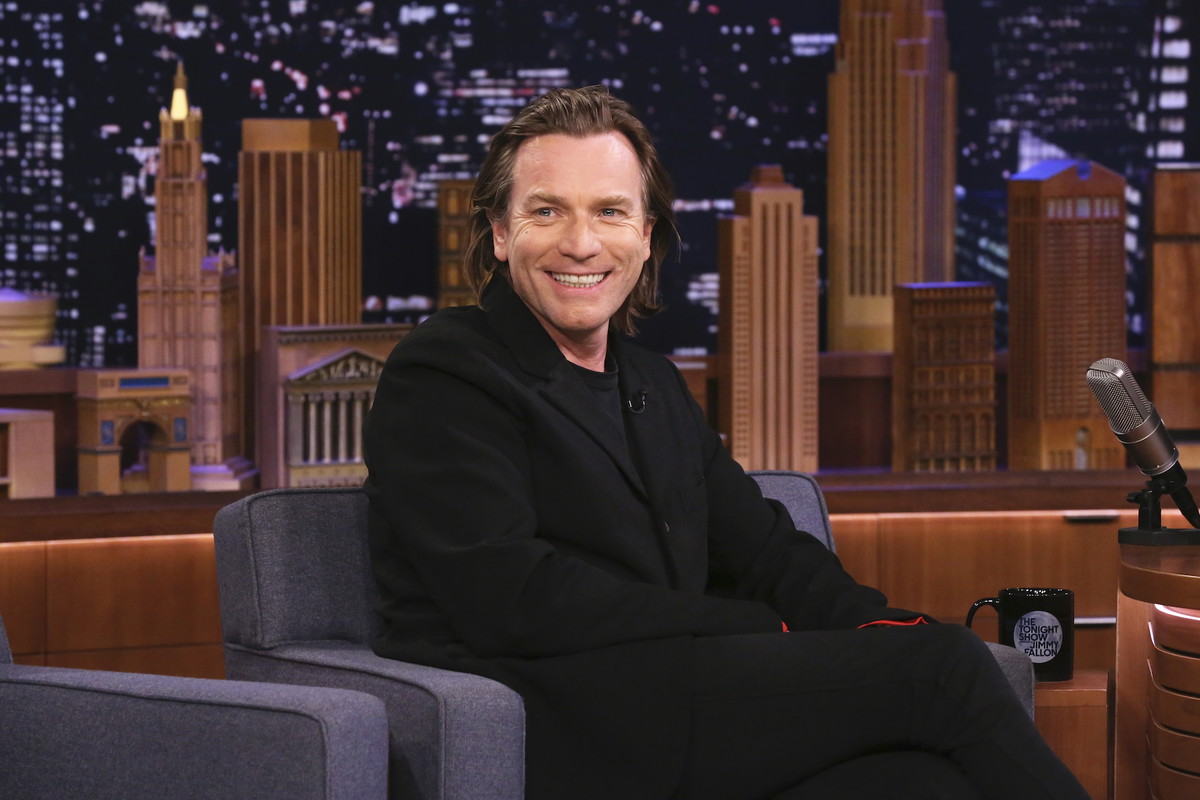 Ewan McGregor został ojcem! To zaskoczenie, bo nikt nie wiedział, że jego dziewczyna była w ciąży!