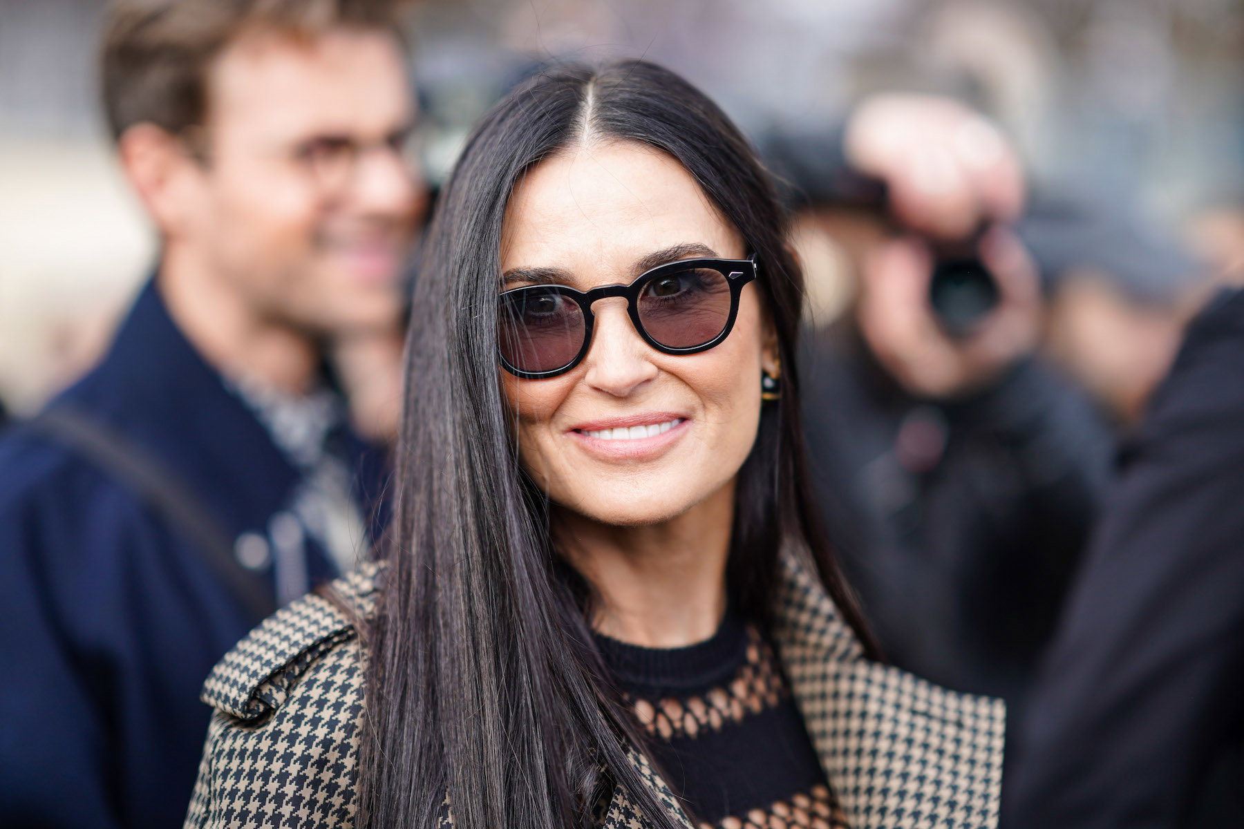 Demi Moore pokazała zdjęcia z córkami, które są już dorosłe. Najstarsza – Rumer Willis wygląda zupełnie jak mama. „Jak siostry” – piszą fani!