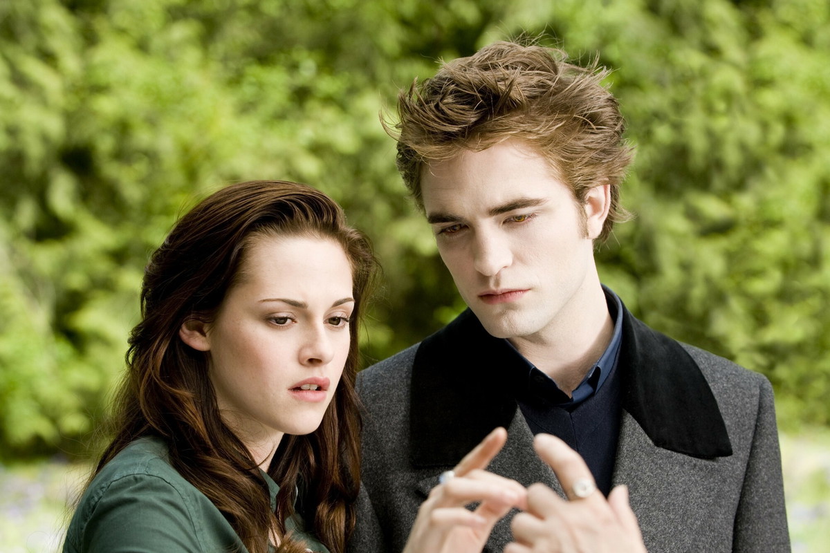 Czy powstanie film „Midnight Sun” i czy zagrają w nim Robert Pattinson oraz Kristen Stewart?