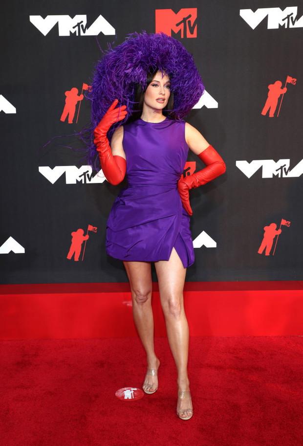 MTV Video Music Awards 2021 – stylizacje gwiazd: Kacey Musgraves