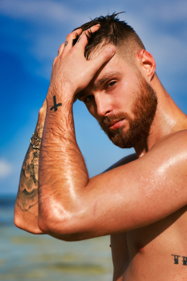 Kim jest Marcin Grajoszek z „Hotel Paradise 3”?