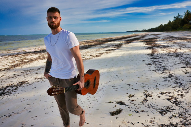 Kim jest Marcin Grajoszek z „Hotel Paradise 3”?