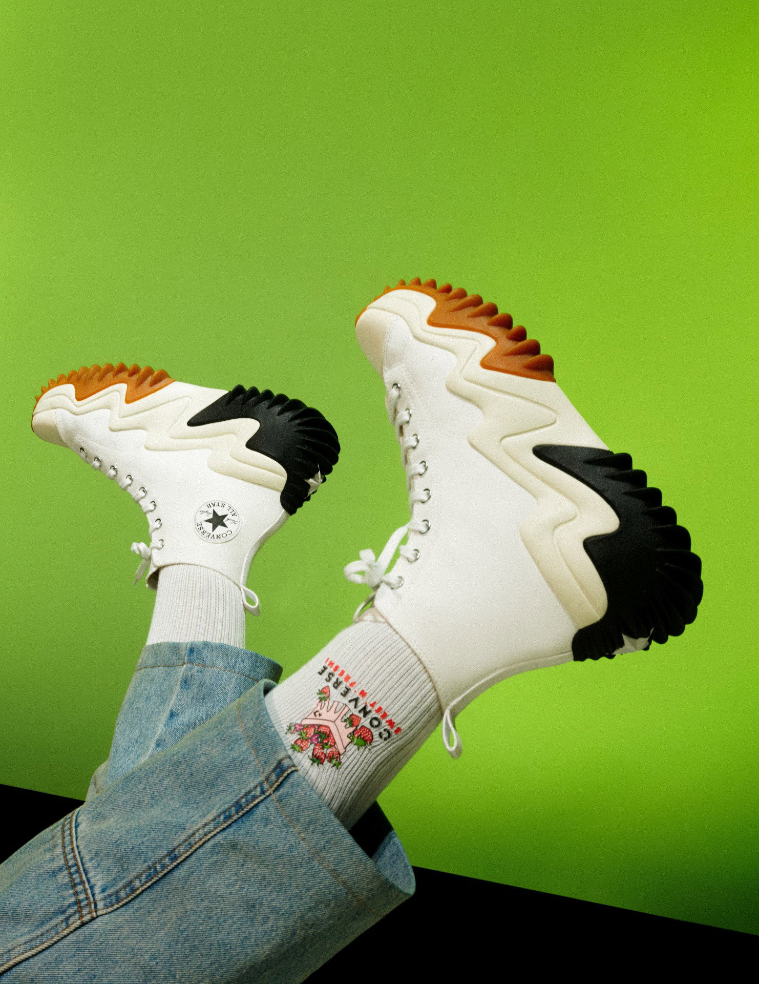 Converse Run Star Motion