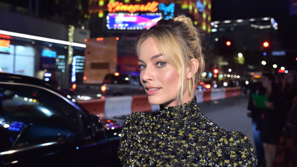 Ten olejek do włosów to już legenda! Używają go gwiazdy, na czele z Brie Larson i Margot Robbie. Co potrafi?