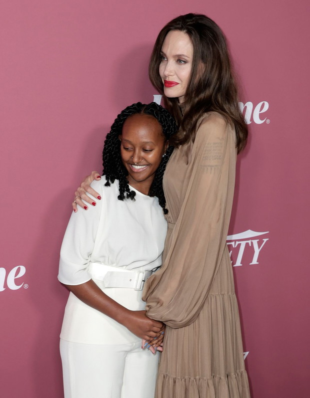 Angelina Jolie z córką Zaharą na gali Power of Woman