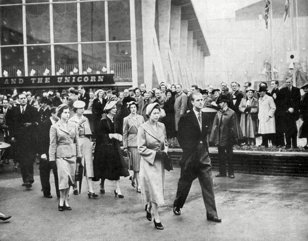 Nowy film o życiu prywatnym Elżbiety II - Być królową