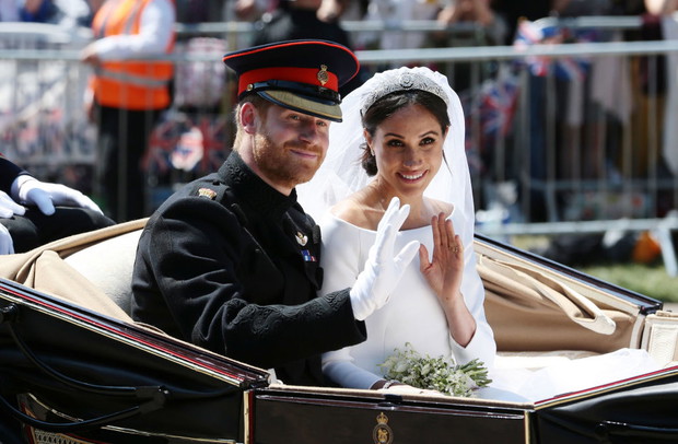 Sekretny ślub Harry'ego i Meghan na podwórku