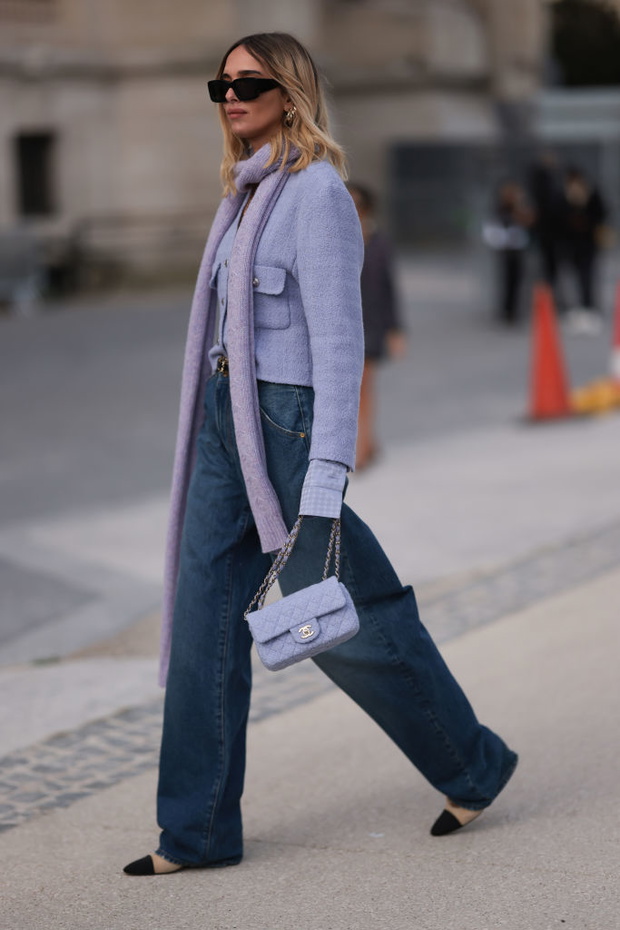 Street Style - Paris Fashion Week - Womenswear Spring/Summer 2025 - Day Nine